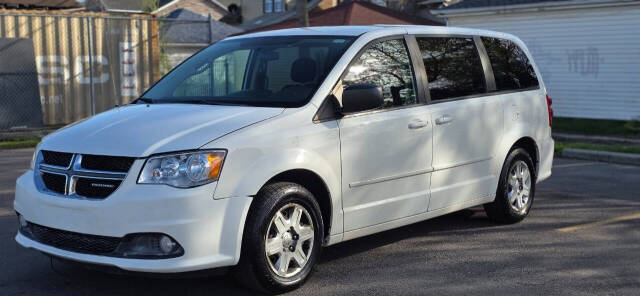 dodge grand caravan 2011 2D4RN4DG8BR679762 image dodge grand caravan 2011 2D4RN4DG8BR679762 image